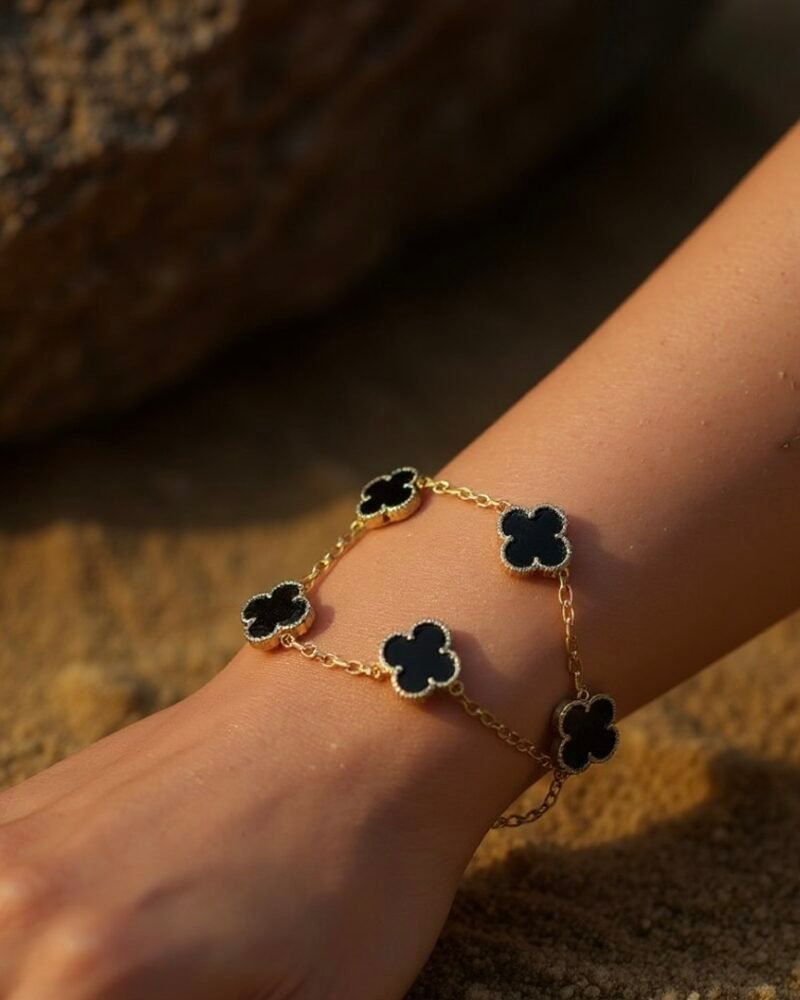 Cloveré | Grace and Beauty Combined Clover Bracelet