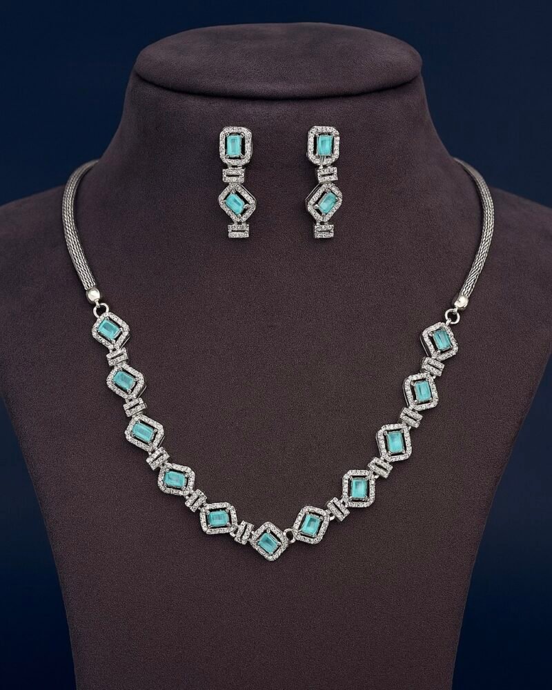 Zeenat | Sparkling Silver Elegance Festive Set